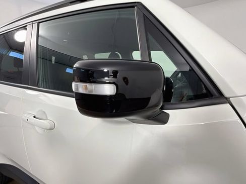 Used 2022 Jeep Renegade Altitude AWD/4WD image 34