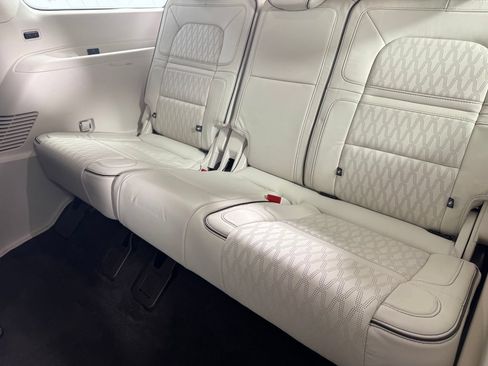 Used 2023 Lincoln Navigator Black Label AWD/4WD image 13