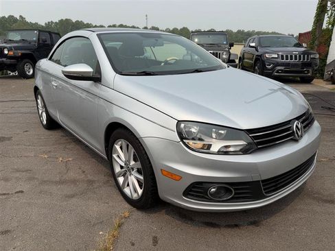 Used 2014 Volkswagen Eos Komfort FWD image 8