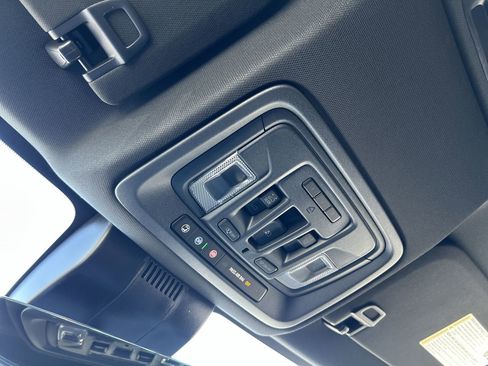 Used 2025 Chevrolet Silverado 3500 High Country w/ High Country Premium Package image 31