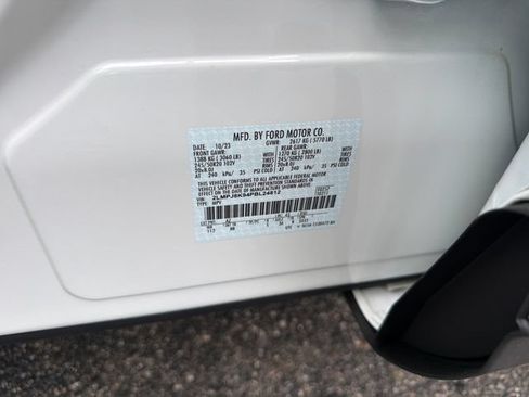 Used 2023 Lincoln Nautilus Reserve AWD/4WD image 33