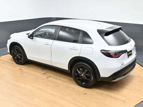 Used 2023 Honda HR-V Sport image 44