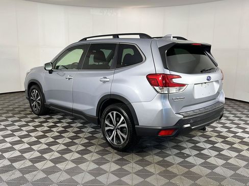 Used 2020 Subaru Forester Limited AWD/4WD image 9