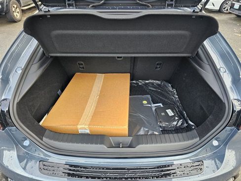 New 2026 MAZDA MAZDA3 Hatchback w/Premium Plus Pkg image 24