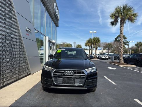 Used 2020 Audi Q5 2.0T Premium w/ Convenience Package image 2