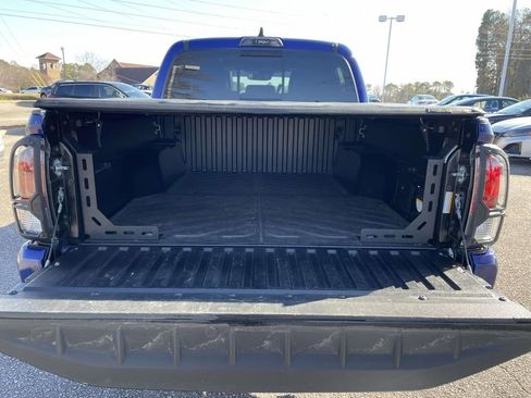 Used 2022 Toyota Tacoma 2WD Double Cab image 10
