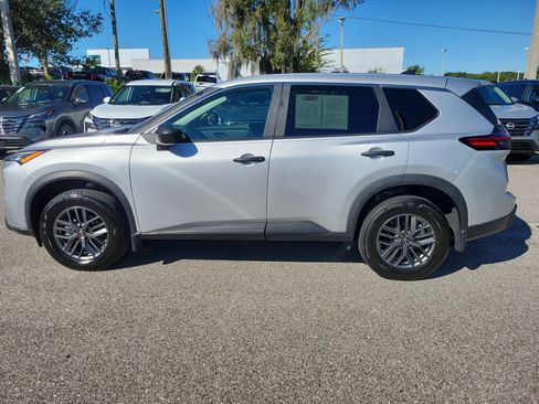 Certified 2024 Nissan Rogue S image 8