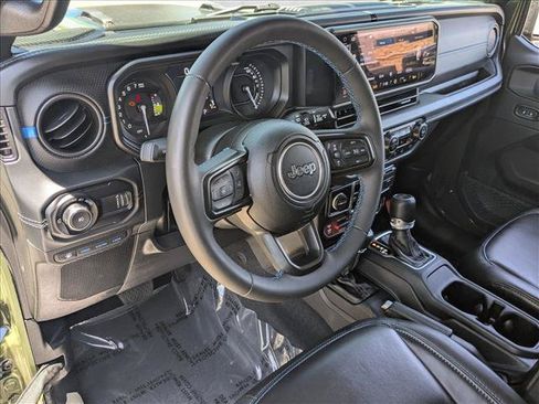 Used 2024 Jeep Wrangler Unlimited Rubicon 4xe AWD/4WD image 10
