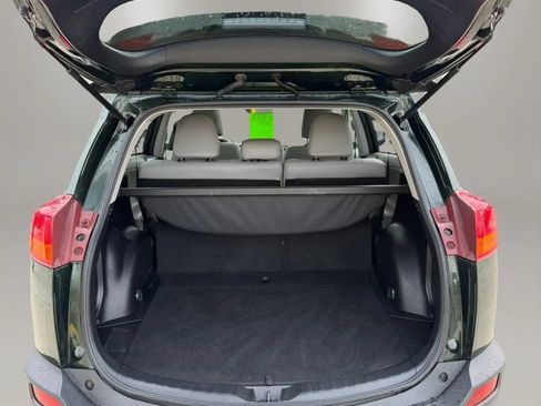 Used 2013 Toyota RAV4 XLE FWD image 7