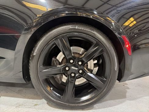 Used 2016 Chevrolet Camaro SS image 34