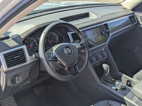 Used 2019 Volkswagen Atlas SE AWD/4WD image 12