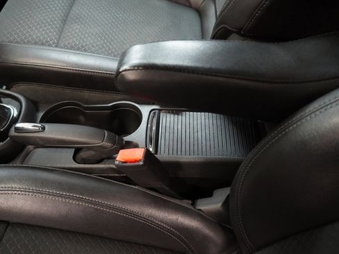 Used 2018 Buick Encore Preferred image 21