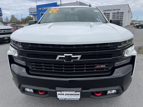 Used 2022 Chevrolet Silverado 1500 LT Trail Boss w/ Convenience Package II AWD/4WD image 4