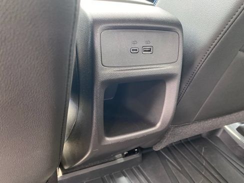 Used 2024 Buick Envista Sport Touring w/ Convenience I Package FWD image 19