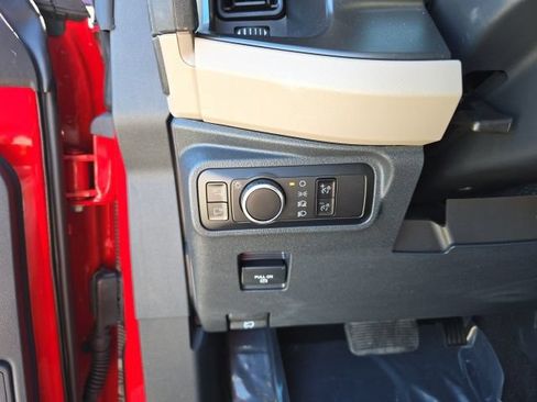 Used 2023 Ford Bronco Wildtrak AWD/4WD image 21
