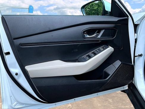 Used 2023 Honda Accord EX image 21
