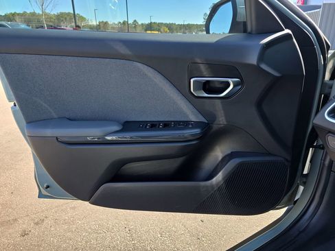 Used 2025 Kia K4 EX image 31