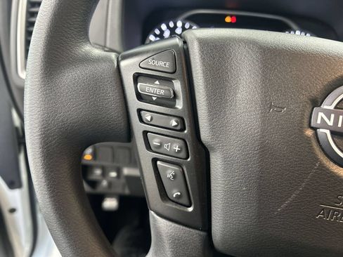 Certified 2024 Nissan Frontier SV w/ Technology Package AWD/4WD image 21