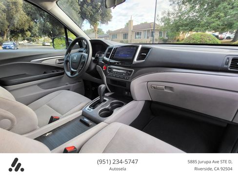 Used 2017 Honda Pilot EX image 17