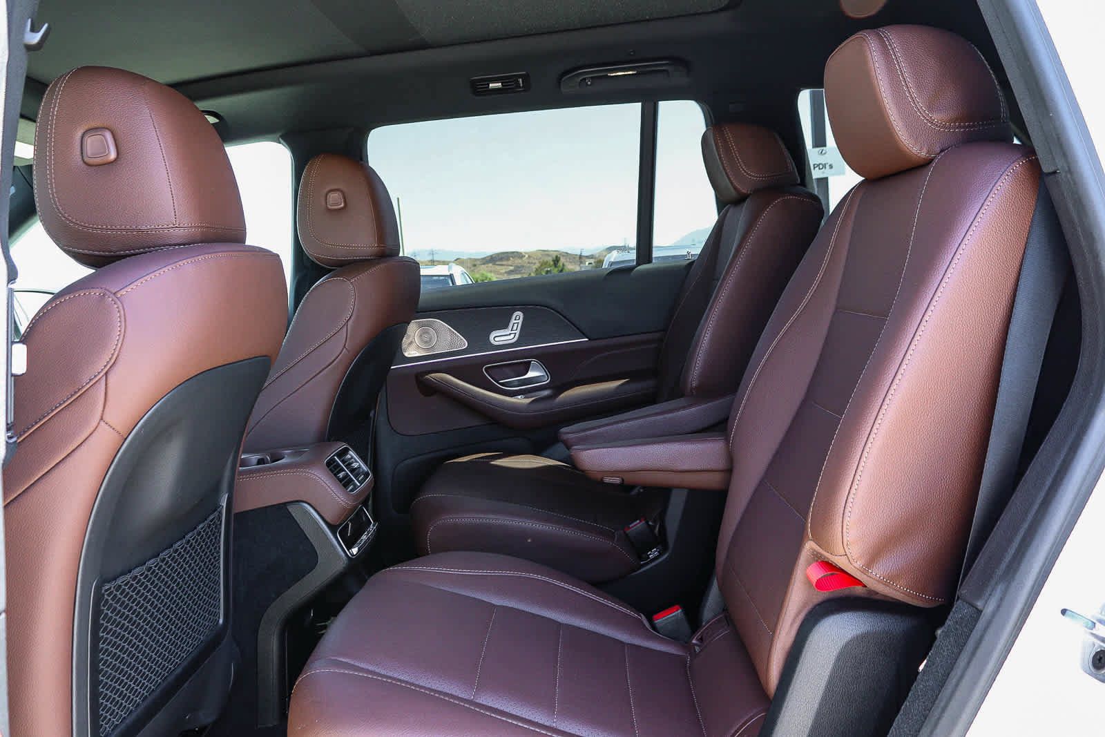 Used 2024 Mercedes-Benz GLS 450 4MATIC image 21
