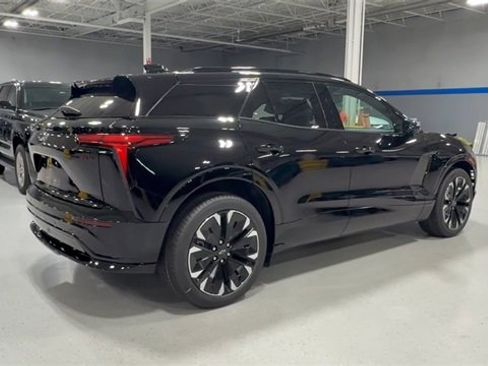 New 2026 Chevrolet Blazer EV RS image 4