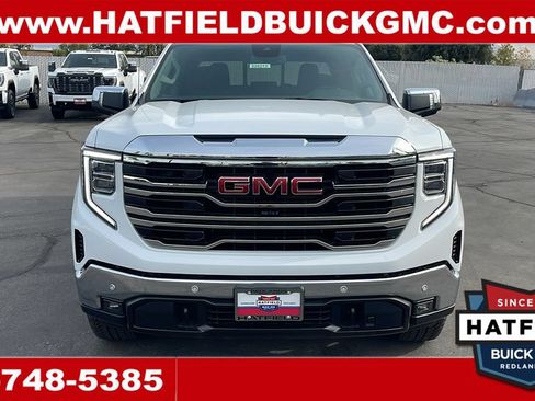 New 2026 GMC Sierra 1500 SLT w/ SLT Premium Plus Package AWD/4WD image 8