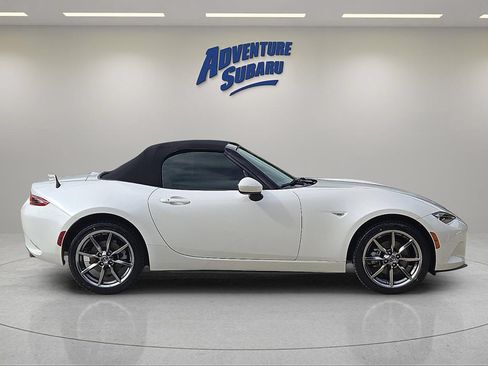 Used 2022 MAZDA MX-5 Miata Grand Touring w/ Weather Package RWD image 7