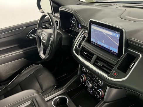 Used 2021 GMC Yukon SLT w/ SLT Luxury Plus Package image 37