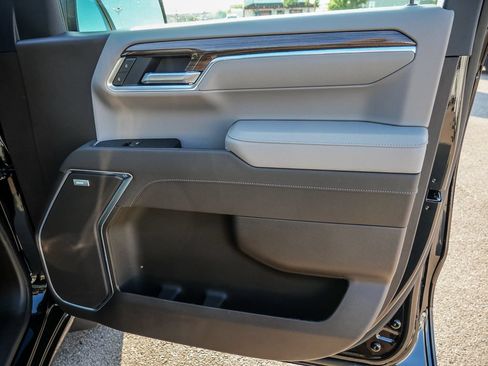 New 2026 Chevrolet Silverado 1500 RST w/ RST All Star Premium Package AWD/4WD image 23