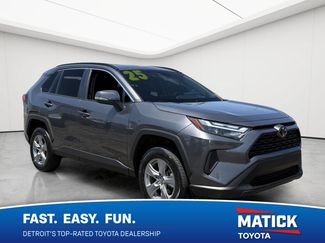 Used 2025 Toyota RAV4 XLE AWD/4WD video 1
