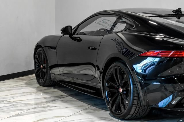 Used 2016 Jaguar F-TYPE R AWD/4WD image 13