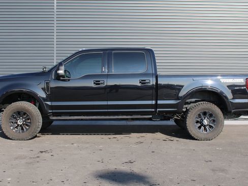 Used 2022 Ford F350 Lariat w/ Tremor Off-Road Package image 8