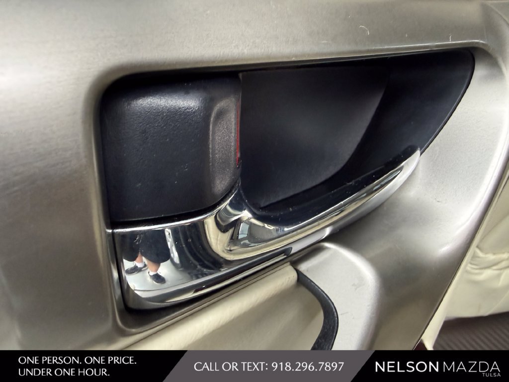 Used 2017 Lexus GX 460 Premium AWD/4WD image 35