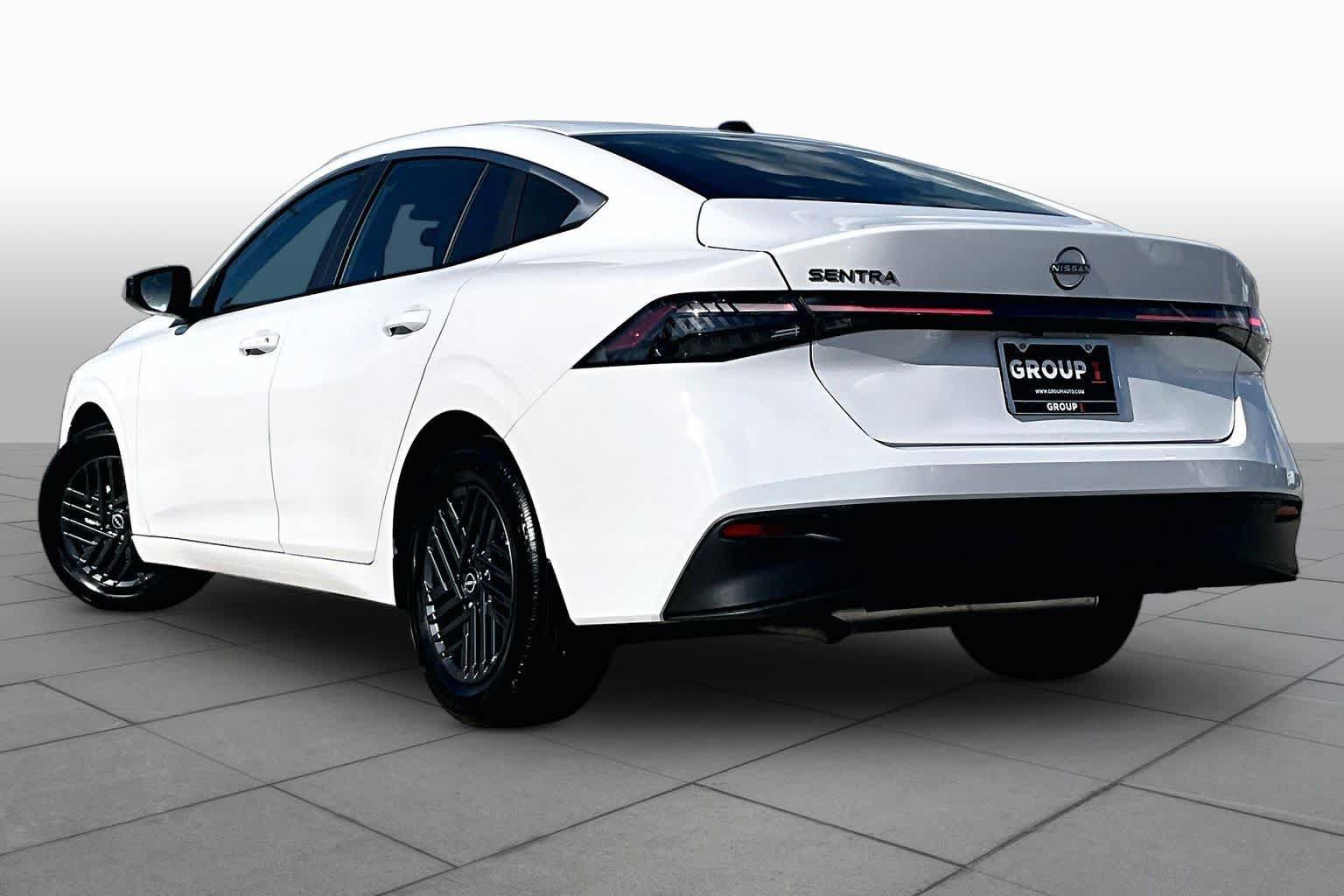 New 2027 Nissan Sentra SV w/ Floor Mat Package FWD image 12