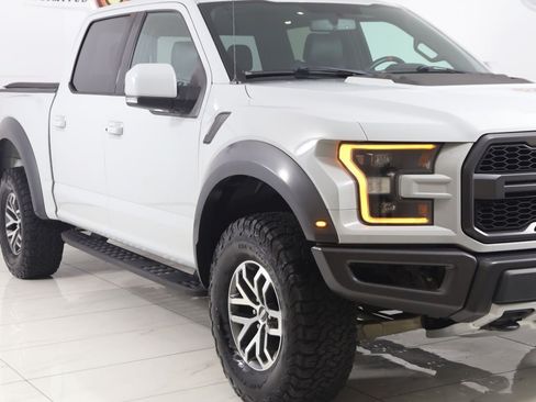 Used 2017 Ford F150 Raptor w/ Equipment Group 802A Luxury AWD/4WD image 46