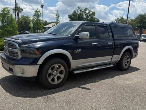 Used 2015 RAM 1500 Laramie w/ Convenience Group AWD/4WD image 2