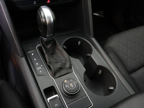 Used 2018 Volkswagen Atlas Launch Edition image 45