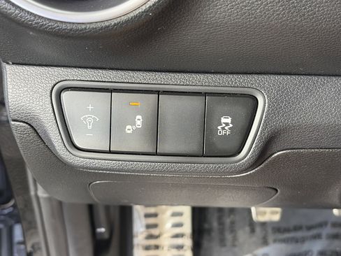 Certified 2023 Kia Forte GT FWD image 30
