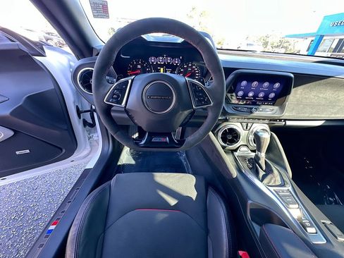 Certified 2023 Chevrolet Camaro ZL1 image 23