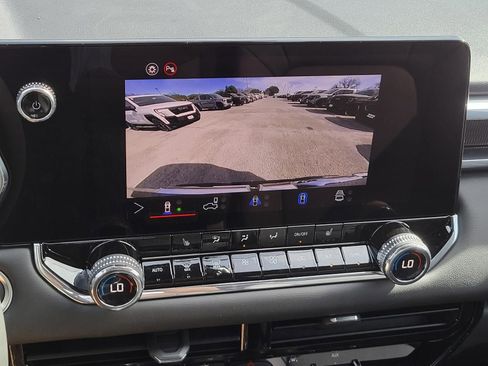 New 2026 GMC Canyon Elevation w/ Convenience Package image 10