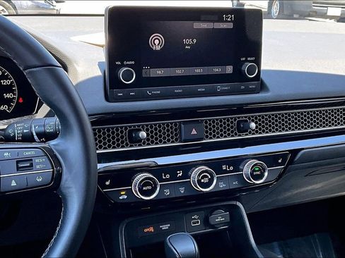 Used 2024 Honda Civic EX-L image 8