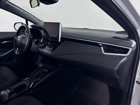 Certified 2025 Toyota Corolla SE w/ SE Premium Package image 26