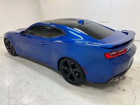 Used 2016 Chevrolet Camaro SS image 4