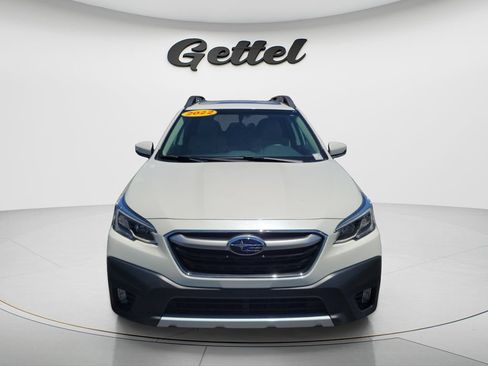 Used 2022 Subaru Outback Limited AWD/4WD image 2