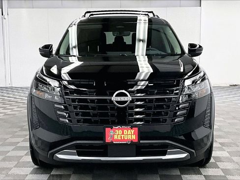 New 2026 Nissan Pathfinder Platinum w/ Cargo Package AWD/4WD image 16