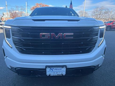New 2026 GMC Sierra 1500 Elevation image 2
