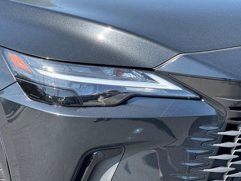 Used 2023 Lexus RX 350 Premium image 10