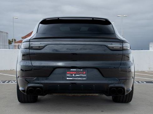 Used 2023 Porsche Cayenne GTS AWD/4WD image 12