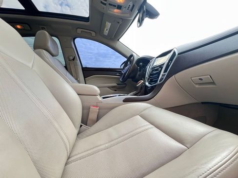 Used 2014 Cadillac SRX Luxury AWD/4WD image 17