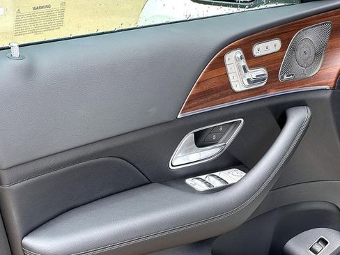 Certified 2025 Mercedes-Benz GLE 350 4MATIC image 11